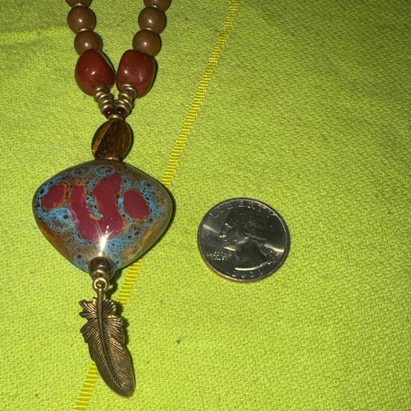 Necklace - Picture 8 of 9